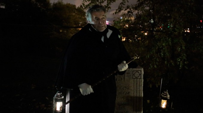 Drummond Hill Cemetery Tour (Austin Morse)